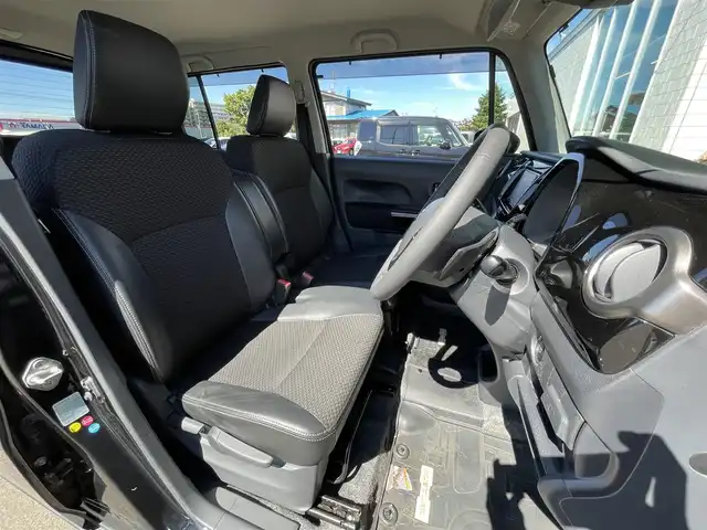 スズキ ハスラー J ターボ 道央・札幌 2019(令1)年 7.6万km ブルーイッシュブラックパール3 ・４WD/・衝突軽減ブレーキ/・全方位カメラ/・純正ナビ/　CD＆DVD＆BT＆TV/・バックカメラ/・ターボ/・レーンキープアシスト/・クルーズコントロール/・オートライト/・オートエアコン/・ミラーヒーター/・ダウンヒルアシスト/・パドルシフト/・アイドリングストップ/・ビルトインETC/・プッシュスタート/・スマートキー/・電動格納ミラー/・エンジンスターター/・社外AW＆冬タイヤ積込/・シートヒーター/・純正フロアマット/・ドアバイザー/・ウィンカーミラー/・フォグライト/・スペアキー