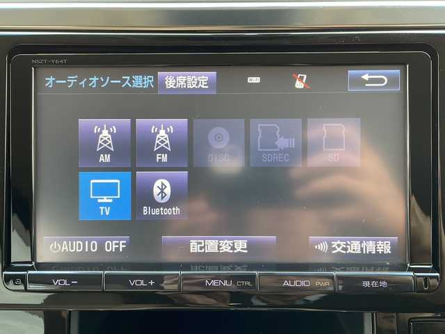 トヨタ アルファードハイブリット X 道東・釧路十勝 2016(平28)年 9.2万km ホワイトパールクリスタルシャイン ・4WD/・純正9インチSDナビ/（FM・AM・フルフグ・BT・CD・DVD）/・バックカメラ/・純正11インチフリップダウンモニター/・クルーズコントロール/・ビルトインETC/・革巻きステアリング/・ステアリングスイッチ/・横滑り防止/・MTモード付AT/・オートライト/・LEDヘッドライト/・フォグライト/・電格ウィンカーミラー/・ドアバイザー/・スマートキー/・プッシュスタート/・LEDヘッドライト