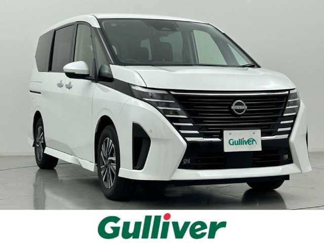 日産 セレナ e－パワー ハイウェイスター V 熊本県 2025(令7)年 0.1千km プリズムホワイト 登録済未使用車/純正ナビ（ＡｐｐｌＣａｒＰｌａｙ・ＡｎｄｒｏｉｄＡｕｔｏ・フルセグ・ＢＴ・ＵＳＢ）/純正フリップダウンモニター/ビルトインＥＴＣ２．０/純正前後ドライブレコーダー　/両側パワースライドドア　/レーダークルーズコントロール/衝突軽減ブレーキ/レーンキープアシスト/横滑り防止/プロパイロット/ブラインドスポットモニター/先行車発進お知らせ機能/標識認識機能/踏み間違い衝突防止/インテリジェントルームミラー/置くだけ充電/ステアリングヒーター/前後クリアランスソナー/純正16インチAW/オートライト/オートマチックハイビーム/LEDヘッドライト/スマートキー/プッシュスタート/スペアキー1本