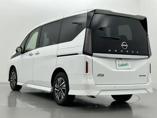 日産 セレナ e－パワー ハイウェイスター V 熊本県 2025(令7)年 0.1千km プリズムホワイト 登録済未使用車/純正ナビ（ＡｐｐｌＣａｒＰｌａｙ・ＡｎｄｒｏｉｄＡｕｔｏ・フルセグ・ＢＴ・ＵＳＢ）/純正フリップダウンモニター/ビルトインＥＴＣ２．０/純正前後ドライブレコーダー　/両側パワースライドドア　/レーダークルーズコントロール/衝突軽減ブレーキ/レーンキープアシスト/横滑り防止/プロパイロット/ブラインドスポットモニター/先行車発進お知らせ機能/標識認識機能/踏み間違い衝突防止/インテリジェントルームミラー/置くだけ充電/ステアリングヒーター/前後クリアランスソナー/純正16インチAW/オートライト/オートマチックハイビーム/LEDヘッドライト/スマートキー/プッシュスタート/スペアキー1本