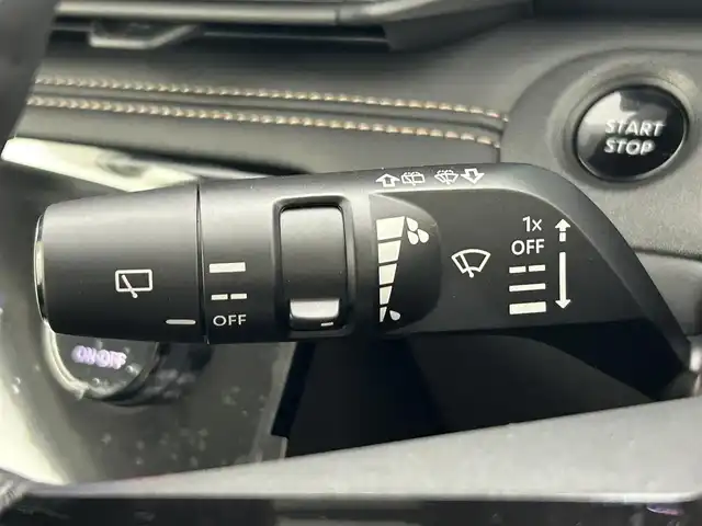 日産 セレナ e－パワー ハイウェイスター V 熊本県 2025(令7)年 0.1千km プリズムホワイト 登録済未使用車/純正ナビ（ＡｐｐｌＣａｒＰｌａｙ・ＡｎｄｒｏｉｄＡｕｔｏ・フルセグ・ＢＴ・ＵＳＢ）/純正フリップダウンモニター/ビルトインＥＴＣ２．０/純正前後ドライブレコーダー　/両側パワースライドドア　/レーダークルーズコントロール/衝突軽減ブレーキ/レーンキープアシスト/横滑り防止/プロパイロット/ブラインドスポットモニター/先行車発進お知らせ機能/標識認識機能/踏み間違い衝突防止/インテリジェントルームミラー/置くだけ充電/ステアリングヒーター/前後クリアランスソナー/純正16インチAW/オートライト/オートマチックハイビーム/LEDヘッドライト/スマートキー/プッシュスタート/スペアキー1本