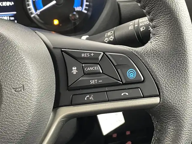 日産 ルークス 福島県 2022(令4)年 1.6万km フローズンバニラパール 360°セーフティアシスト/・プロパイロット/・レーダークルーズコントロール/・衝突被害軽減ブレーキ/・前方衝突予測警報/・車線逸脱警報装置/・標識検知/・アダプティブLEDヘッドライト/・アラウンドビュー/・電子パーキング/・オートブレーキホールド/前方ドライブレコーダー/両側パワースライドドア/・ロールサンシェード/革張ステアリング/・ステアリングリモコン/ベンチシート/・D+N席シートヒーター/プッシュスタート/・スマートキー/・スペアキー1本/電動格納ミラー/・ウィンカーミラー/・オートミラー/コーナーセンサー/LEDヘッドライト/・フォグランプ/・オートライト/・オートハイビーム/アイドリングストップ/純正フロアマット/純正15インチAW