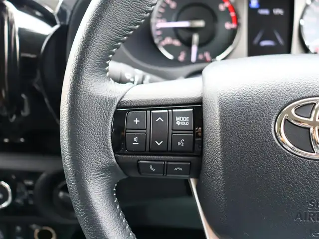 トヨタ ハイラックス Z 福島県 2021(令3)年 1.2万km スーパーホワイトⅡ  ワ ン オ ー ナ ー / 純 正 ナ ビ・フ ル セ グ T V/ 純 正 バ ッ ク カ メ ラ/ 純 正 E T C/ ク ル ー ズ コ ン ト ロ ー ル/ ス マ ー ト キ ー/ 革 調 シ ー ト カ バ ー/ 社 外 ド ラ イ ブ レ コ ー ダ ー(F・R)/ ド ア ミ ラ ー ヒ ー タ ー/ ト ヨ タ セ ー フ テ ィ/ 純 正 ア ル ミ ホ イ ル/ 純 正 L E D ヘ ッ ド ラ イ ト/ 純 正 フ ォ グ ラ ン プ/ 純 正 リ ア フ ォ グ/ ソ フ ト ト ノ カ バ ー/ ヒ ッ チ メ ン バ ー/ 新　車　保　証　書/ 取　扱　説　明　書