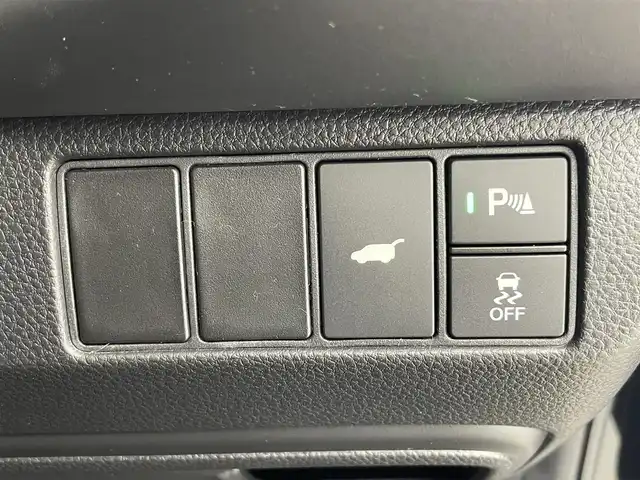 ホンダ ヴェゼル ハイブリッド e:HEV Z 富山県 2025(令7)年 0.1千km クリスタルブラックパール 登録済未使用車/9インチHonda CONNECTディスプレイ/（AM/FM/USB/BT/AppleCarPlay/AndroidAuto）/フルセグTV/バックカメラ/アダプティブクルーズコントロール/衝突被害軽減ブレーキ/レーンキープアシスト/オートマチックハイビーム/LEDヘッドライト/クリアランスソナー/ブラインドスポットモニター/電動リアゲート/ハーフレザーシート/前席シートヒーター/ビルトインETC2.0/置くだけ充電/スマートキー×２/プッシュスタート/パドルシフト/取扱説明書/保証書