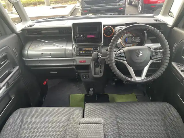 スズキ スペーシア ギア HYBRID XZターボ 栃木県 2019(平31)年 10.5万km ピュアホワイトP (株)IDOMが運営する【じしゃロン宇都宮店】の自社ローン専用車両になります。こちらは現金またはオートローンご利用時の価格です。自社ローンご希望の方は別途その旨お申付け下さい/両側パワースライドドア/社外オーディオ/Ｂｌｕｅｔｏｏｔｈ/クルーズコントロール/パドルシフト/衝突軽減ブレーキ/シートヒーター/ＬＥＤヘッドライト/オートライト/フォグライト/スマートキー/純正アルミホイール/ルーフレール