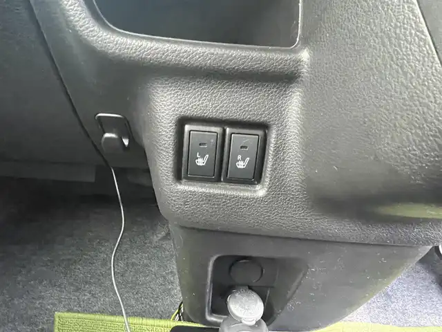 スズキ スペーシア ギア HYBRID XZターボ 栃木県 2019(平31)年 10.5万km ピュアホワイトP (株)IDOMが運営する【じしゃロン宇都宮店】の自社ローン専用車両になります。こちらは現金またはオートローンご利用時の価格です。自社ローンご希望の方は別途その旨お申付け下さい/両側パワースライドドア/社外オーディオ/Ｂｌｕｅｔｏｏｔｈ/クルーズコントロール/パドルシフト/衝突軽減ブレーキ/シートヒーター/ＬＥＤヘッドライト/オートライト/フォグライト/スマートキー/純正アルミホイール/ルーフレール