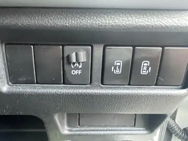 スズキ スペーシア ギア HYBRID XZターボ 栃木県 2019(平31)年 10.5万km ピュアホワイトP (株)IDOMが運営する【じしゃロン宇都宮店】の自社ローン専用車両になります。こちらは現金またはオートローンご利用時の価格です。自社ローンご希望の方は別途その旨お申付け下さい/両側パワースライドドア/社外オーディオ/Ｂｌｕｅｔｏｏｔｈ/クルーズコントロール/パドルシフト/衝突軽減ブレーキ/シートヒーター/ＬＥＤヘッドライト/オートライト/フォグライト/スマートキー/純正アルミホイール/ルーフレール