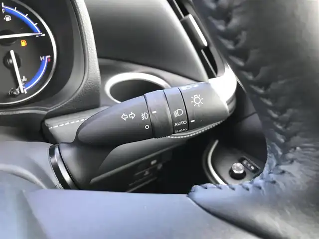 トヨタ ノア ハイブリッド S－Z 鳥取県 2023(令5)年 2.7万km アティチュードブラックマイカ 10.5インチディスプレイオーディオ/ナビ/BT/USB/Mira/バックカメラ・ETC２．０/トヨタセーフティセンス/アドバンストドライブ/ブラインドスポットモニター/モデリスタエアロパーツ/フロント/サイド/リア/快適利便パッケージHi/前席2列目シートヒーター/2列目オットマンシート/パワーバックドア/両側パワースライドドア/ハーフレザーシート/3眼プロジェクター式LEDヘットライト/フォグライト/純正17インチアルミホイール/プッシュエンジンスタート/スマートキー