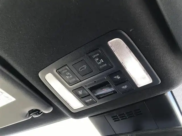 トヨタ ノア ハイブリッド S－Z 鳥取県 2023(令5)年 2.7万km アティチュードブラックマイカ 10.5インチディスプレイオーディオ/ナビ/BT/USB/Mira/バックカメラ・ETC２．０/トヨタセーフティセンス/アドバンストドライブ/ブラインドスポットモニター/モデリスタエアロパーツ/フロント/サイド/リア/快適利便パッケージHi/前席2列目シートヒーター/2列目オットマンシート/パワーバックドア/両側パワースライドドア/ハーフレザーシート/3眼プロジェクター式LEDヘットライト/フォグライト/純正17インチアルミホイール/プッシュエンジンスタート/スマートキー