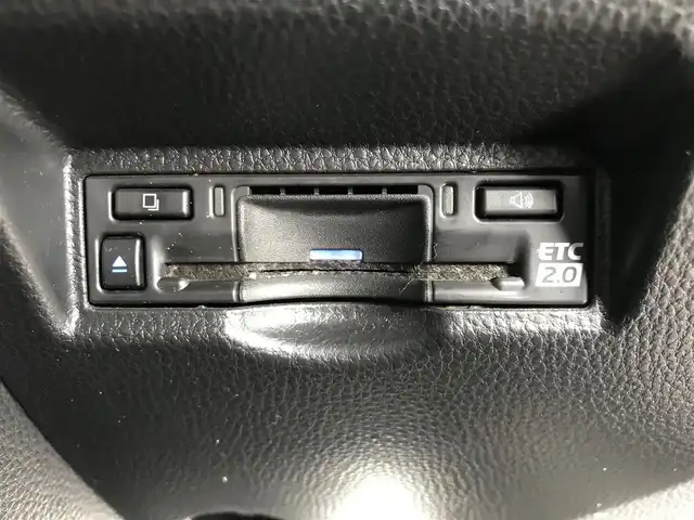 トヨタ ノア ハイブリッド S－Z 鳥取県 2023(令5)年 2.7万km アティチュードブラックマイカ 10.5インチディスプレイオーディオ/ナビ/BT/USB/Mira/バックカメラ・ETC２．０/トヨタセーフティセンス/アドバンストドライブ/ブラインドスポットモニター/モデリスタエアロパーツ/フロント/サイド/リア/快適利便パッケージHi/前席2列目シートヒーター/2列目オットマンシート/パワーバックドア/両側パワースライドドア/ハーフレザーシート/3眼プロジェクター式LEDヘットライト/フォグライト/純正17インチアルミホイール/プッシュエンジンスタート/スマートキー