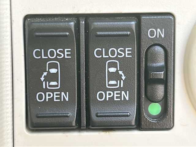 ダイハツ ムーヴ キャンバス X LTD SA Ⅲ 三重県 2018(平30)年 3万km パールホワイトⅢ/ファインミントメタリック 2トーン 社外７型ナビ/フルセグＴＶ/両側パワースライドドア/ＥＴＣ/アイドリングストップ/オートライト/オートハイビーム/スマートアシストIII/Bluetooth.CD.DVD再生/ヘッドライトレベライザー/USB入力/電動格納ミラー/禁煙車