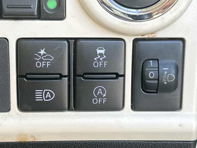 ダイハツ ムーヴ キャンバス X LTD SA Ⅲ 三重県 2018(平30)年 3万km パールホワイトⅢ/ファインミントメタリック 2トーン 社外７型ナビ/フルセグＴＶ/両側パワースライドドア/ＥＴＣ/アイドリングストップ/オートライト/オートハイビーム/スマートアシストIII/Bluetooth.CD.DVD再生/ヘッドライトレベライザー/USB入力/電動格納ミラー/禁煙車