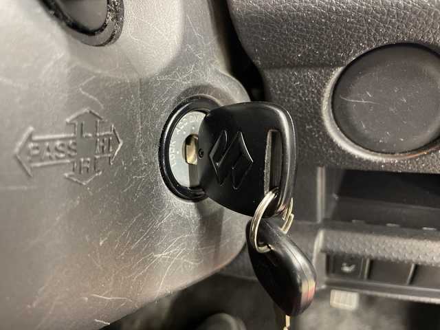 スズキ ハスラー G 長崎県 2015(平27)年 1.9万km キャンディピンクメタリック/ホワイト2トーンルーフ ワンオーナー/5速マニュアル/社外メモリナビ/（ワンセグ/CD/DVD）/バックカメラ/シートヒーター/純正フロアマット/ハロゲンヘッドライト/電動格納ミラー/純正ドアバイザー/スペアキー/保証書/取扱説明書