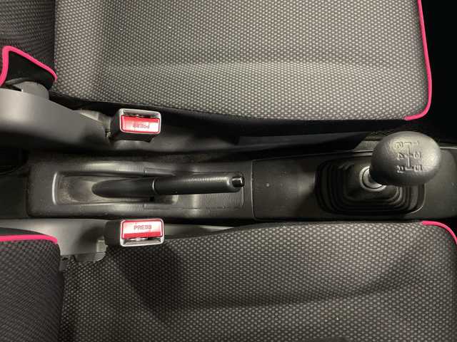 スズキ ハスラー G 長崎県 2015(平27)年 1.9万km キャンディピンクメタリック/ホワイト2トーンルーフ ワンオーナー/5速マニュアル/社外メモリナビ/（ワンセグ/CD/DVD）/バックカメラ/シートヒーター/純正フロアマット/ハロゲンヘッドライト/電動格納ミラー/純正ドアバイザー/スペアキー/保証書/取扱説明書