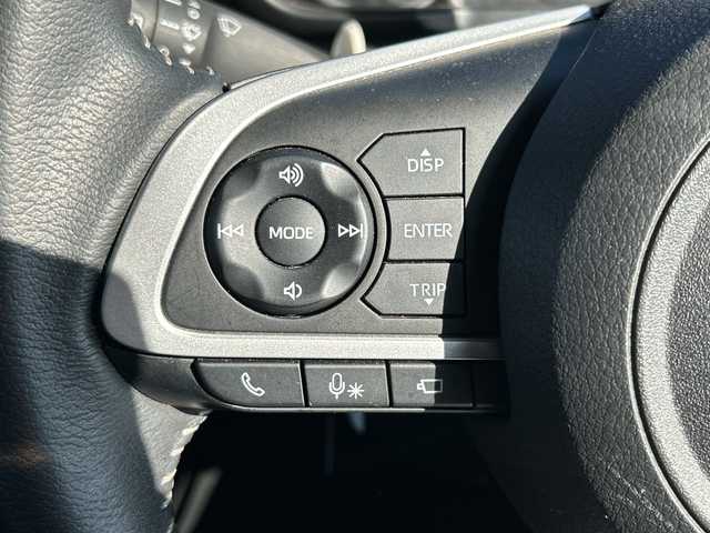 トヨタ ルーミー カスタムG 山口県 2023(令5)年 1.5万km パールホワイトⅢ ディスプレイオーディオ/　・Bluetooth/　・AppleCarplay/　・AndroidAuto/　・全方位カメラ/シートヒーター/ステアリングリモコン/テレビキャンセラー/カップホルダー/オートライト/オートハイビーム/コーナーセンサー/LEDヘッドライト/純正14インチAW