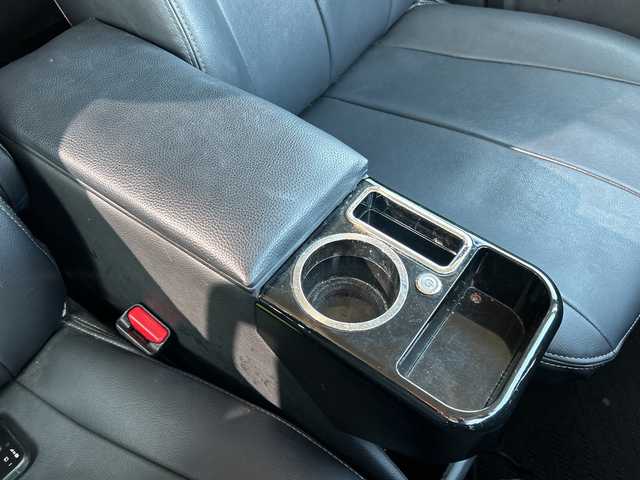 トヨタ ルーミー カスタムG 山口県 2023(令5)年 1.5万km パールホワイトⅢ ディスプレイオーディオ/　・Bluetooth/　・AppleCarplay/　・AndroidAuto/　・全方位カメラ/シートヒーター/ステアリングリモコン/テレビキャンセラー/カップホルダー/オートライト/オートハイビーム/コーナーセンサー/LEDヘッドライト/純正14インチAW