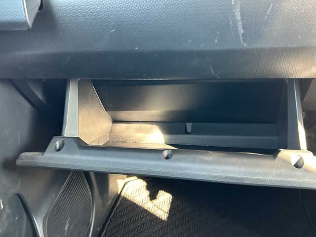 トヨタ ルーミー カスタムG 山口県 2023(令5)年 1.5万km パールホワイトⅢ ディスプレイオーディオ/　・Bluetooth/　・AppleCarplay/　・AndroidAuto/　・全方位カメラ/シートヒーター/ステアリングリモコン/テレビキャンセラー/カップホルダー/オートライト/オートハイビーム/コーナーセンサー/LEDヘッドライト/純正14インチAW