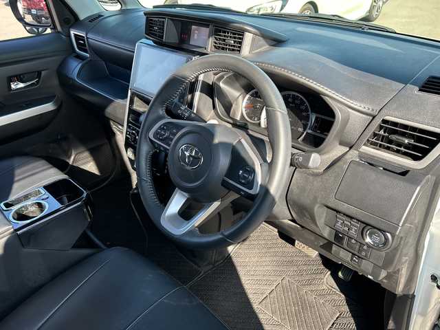 トヨタ ルーミー カスタムG 山口県 2023(令5)年 1.5万km パールホワイトⅢ ディスプレイオーディオ/　・Bluetooth/　・AppleCarplay/　・AndroidAuto/　・全方位カメラ/シートヒーター/ステアリングリモコン/テレビキャンセラー/カップホルダー/オートライト/オートハイビーム/コーナーセンサー/LEDヘッドライト/純正14インチAW