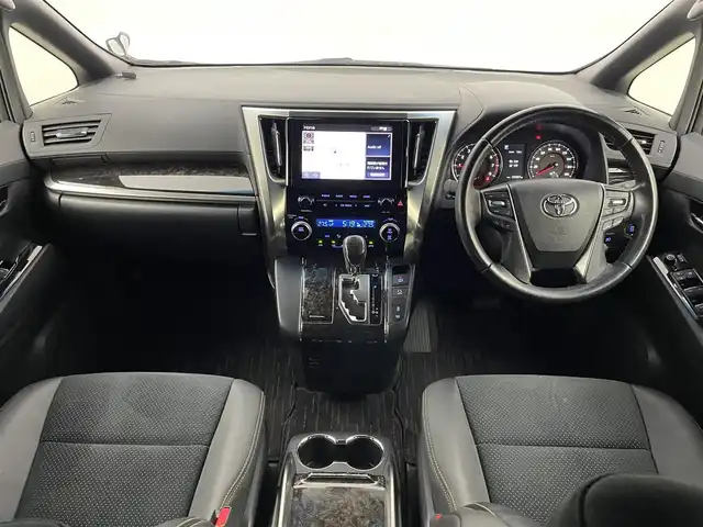 トヨタ アルファード S タイプゴールドⅡ 埼玉県 2021(令3)年 2.4万km ホワイトパールクリスタルシャイン 純正９インチディスプレイオーディオ　フリップダウンモニター　バックカメラ　ビルトインＥＴＣ２．０　前後ドライブレコーダー　セーフティセンス　レーダークルーズ　オートハイビーム　ＡＣ１００Ｖ　三眼ＬＥＤ