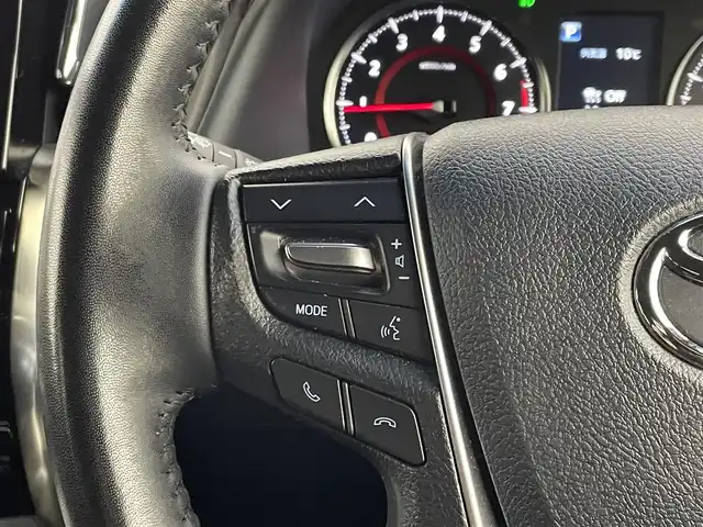 トヨタ アルファード S タイプゴールドⅡ 埼玉県 2021(令3)年 2.4万km ホワイトパールクリスタルシャイン 純正９インチディスプレイオーディオ　フリップダウンモニター　バックカメラ　ビルトインＥＴＣ２．０　前後ドライブレコーダー　セーフティセンス　レーダークルーズ　オートハイビーム　ＡＣ１００Ｖ　三眼ＬＥＤ