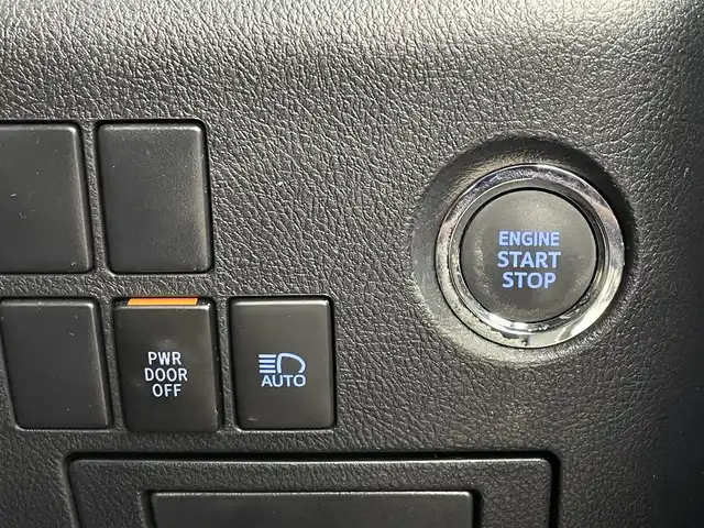 トヨタ アルファード S タイプゴールドⅡ 埼玉県 2021(令3)年 2.4万km ホワイトパールクリスタルシャイン 純正９インチディスプレイオーディオ　フリップダウンモニター　バックカメラ　ビルトインＥＴＣ２．０　前後ドライブレコーダー　セーフティセンス　レーダークルーズ　オートハイビーム　ＡＣ１００Ｖ　三眼ＬＥＤ