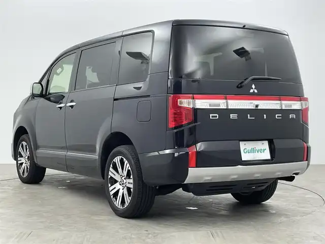 三菱 デリカＤ：５ P 大分県 2023(令5)年 4.4万km アメジストブラック 4WD/社外メモリナビ/ CD/USB/BT/全方位カメラ/衝突軽減ブレーキ/レーンキープ /レーダークルーズコントロール/コーナーセンサー /アイドリングストップ/両側パワースライドドア /パワーバックドア /シートヒーター /運転席パワーシート/パドルシフト/ステアリングヒーター/ETC/オートハイビーム/オートライト/LEDヘッドライト/フォグライト/オートリトラミラー /オートワイパー/フロアマット