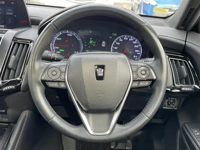 トヨタ クラウン ハイブリッド RS アドバンス 群馬県 2020(令2)年 5.3万km ホワイトパールクリスタルシャイン サンルーフ　/純正ナビ・フルセグ・CD・DVD・Bluetooth　/全周囲カメラ　/運転席シートメモリー　/シートエアコン/デジタルインナーミラー　/アダプティブクルーズコントロール　/パドルシフト　/黒レザーシート　/ドライブレコーダー　/ＡＣ１００Ｖ　/寒冷地仕様