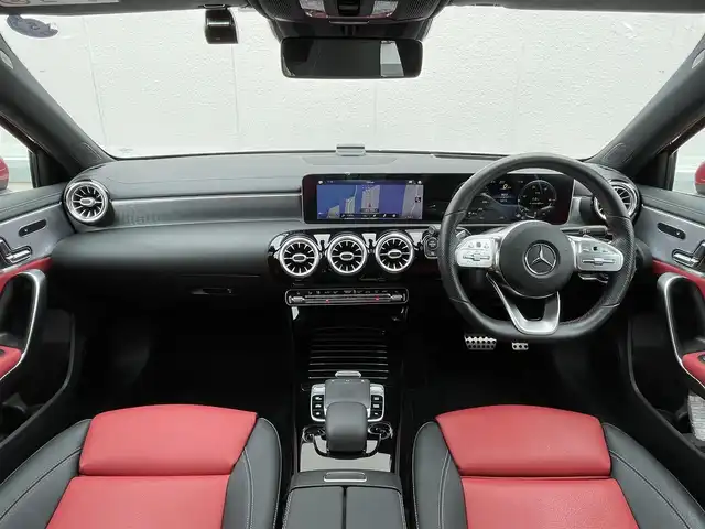 メルセデス・ベンツ Ａ２００ｄ AMGライン 東京都 2019(令1)年 2.3万km ジュピターレッド 360度カメラ/ヘッドアップディスプレイ/サンルーフ/ACC/LKA/BSM/赤黒ツートンレザーシート/パワーシート/シートヒーター/LEDヘッドライト/レーダーセーフティーパッケージ