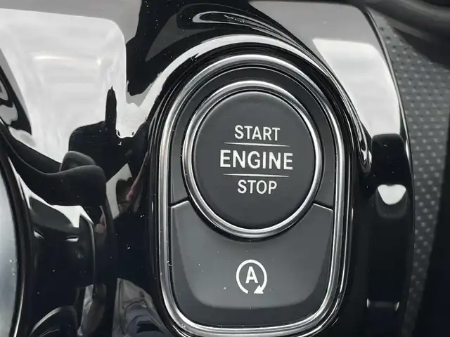 メルセデス・ベンツ Ａ２００ｄ AMGライン 東京都 2019(令1)年 2.3万km ジュピターレッド 360度カメラ/ヘッドアップディスプレイ/サンルーフ/ACC/LKA/BSM/赤黒ツートンレザーシート/パワーシート/シートヒーター/LEDヘッドライト/レーダーセーフティーパッケージ