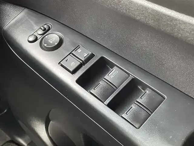 ホンダ Ｎ ＢＯＸ G SSパッケージ 千葉県 2017(平29)年 6.1万km クリスタルブラックパール 純正メモリナビ/(TV/CD/DVD/Bluetooth)/バックカメラ/衝突被害軽減システム/車線逸脱警報/両側パワースライドドア/横滑り防止装置/ETC/ドライブレコーダー/オートライト/ウィンカーミラー/電動格納ミラー/社外14インチAW/シートヒーター/シートリフター/プッシュスタート/スマートキー/フロアマット/ドアバイザー