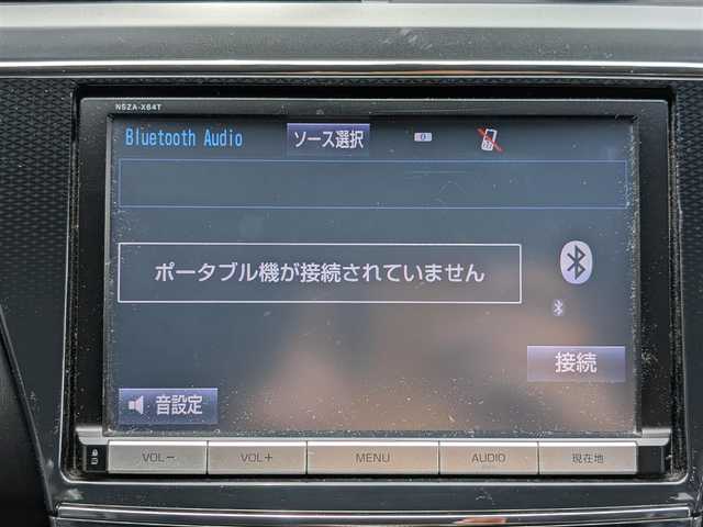 トヨタ プリウス α S 栃木県 2015(平27)年 11.9万km ホワイトパールクリスタルシャイン (株)IDOMが運営する【じしゃロン宇都宮店】の自社ローン対象車両になります。こちらは現金またはオートローンご利用時の価格です。自社ローンご希望の方は別途その旨お申付け下さい。/純正ナビ(フルセグTV/Bluetooth/CD/DVD)/バックカメラ/横滑り防止装置/ETC/アイドリングストップ/LEDヘッドライト/オートライト/ウィンカーミラー/電動格納ミラー/社外17インチAW/プッシュスタート/スマートキー/純正フロアマット/サイドリフトアップシート