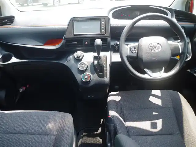 トヨタ シエンタ X 千葉県 2019(令1)年 3.6万km センシュアルレッドマイカ 左パワースライドドア/右イージークローザードア/純正SDナビ/ワンセグTV/【CD再生機能　Bluetooth接続】/バックカメラ/ドライブレコーダー（前後撮影）【DRV-MR740】/ETC/LEDヘッドライト/ウインカーミラー/スマートキー