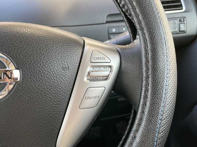 日産 セレナ HWS S HV Vセレ +Sefty 静岡県 2015(平27)年 8.5万km ブリリアントホワイトパール シティーブレーキサポート/・レーンキープアシスト/・全方位カメラ/純正ナビ/・フルセグTV/・CD/DVD/BT/ラジオ/主要装備/・両側パワースライドドア/・フリップダウンモニター/・ETC/・アイドリングストップ/・プッシュスタート/・スマートキー/・LEDヘッドライト/・純正フロアマット