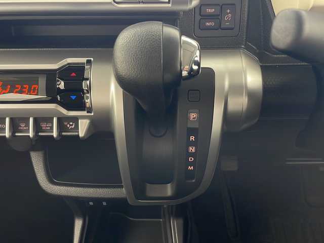 スズキ クロスビー HYBRID MZ 秋田県 2024(令6)年 1万km タフカーキパールメタリック/ホワイト2トーン ４WD/社外ナビ【AM/FM/BT/CD/DVD】 /フルセグTV /USBポート/バックカメラ /ETC /レーダークルーズコントロール　/パドルシフト　/アイドリングストップ　/クリアランスソナー　/コーナーセンサー /スマートキー　/スペアキー有り/プッシュスタート /リヤパーキングセンサー　/ミラーヒーター /ダウンヒルアシストコントロール/ヒルディセントコントロール/横滑り防止装置/衝突被害軽減システム/レーン逸脱警報/ライトレベライザー /前席シートヒーター/オートライト/オートエアコン /純正AW/電格ミラー/SNOW MODE/SPORT MODE/保証書/取扱説明書