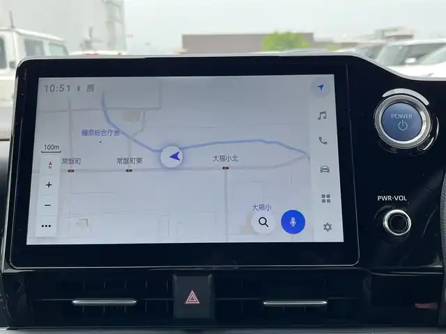 トヨタ ヴォクシー ハイブリッド S－Z 奈良県 2022(令4)年 5.5万km ホワイトパールクリスタルシャイン 10.5インチディスプレイオーディオ /ナビキット /14インチ後席モニター /フルモデリスタエアロ /フルセグTV /パワーバックドア /ハーフレザーシート /シートヒーター前後席 /ステアリングヒーター /前後ドライブレコーダー/ETC2.0/レーダークルーズコントロール/純正アルミホイール/LEDヘッドライト/バックカメラ/スペアキー