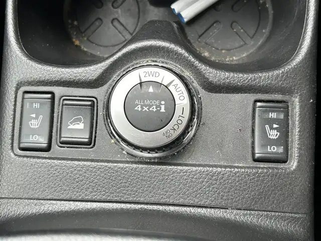 日産 エクストレイル 20X エマージェンシーブレーキ 岩手県 2017(平29)年 8.4万km ダークメタルグレー 4WD/純正SDナビ/FM/AM/CD/Bluetooth/フルセグTV/エマージェンシーブレーキ/横滑り防止装置/クリアランスソナー/アラウンドビューモニター/ダウンヒルアシスト/オートライト/LEDヘッドライト/フォグランプ/ドアミラーヒーター/ハーフレザーシート/前席シートヒーター/純正フロアマット/ETC/社外アルミホイール
