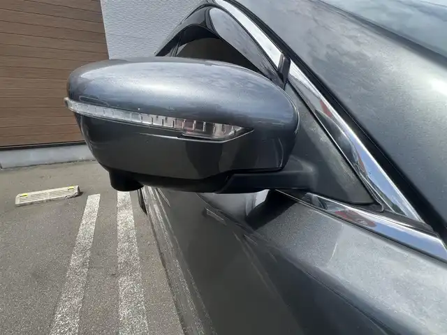 日産 エクストレイル 20X エマージェンシーブレーキ 秋田県 2017(平29)年 8.4万km ダークメタルグレー ４WD/衝突軽減システム/LEDヘッドライト/純正SDナビ/フルセグ/全方位カメラ/アラウンドビューモニター/ブリヂストン製BALMINUM17インチアルミ（冬タイヤ装着）/スマートキー/アイドリングストップ/コーナーセンサー/ダウンヒルアシストコントロール/プッシュスタート/クルーズコントロール追従走行無/前席シートヒーター/純正エンジンスターター/ETC/ステアリングスイッチ/純正フロアマット/純正ドアバイザー/オートライト/オートエアコン/パワーステアリング/パワーウィンドウ/ミラーヒーター/横滑り防止/盗難防止装置/寒冷地仕様/電動格納ウィンカーミラー/キーレスエントリー/保証書/取扱説明書/記録簿/スペアキー1本有