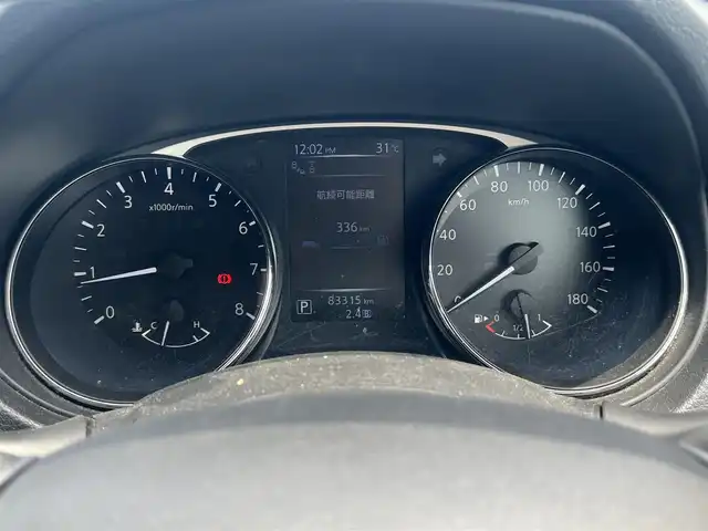 日産 エクストレイル 20X エマージェンシーブレーキ 秋田県 2017(平29)年 8.4万km ダークメタルグレー ４WD/衝突軽減システム/LEDヘッドライト/純正SDナビ/フルセグ/全方位カメラ/アラウンドビューモニター/ブリヂストン製BALMINUM17インチアルミ（冬タイヤ装着）/スマートキー/アイドリングストップ/コーナーセンサー/ダウンヒルアシストコントロール/プッシュスタート/クルーズコントロール追従走行無/前席シートヒーター/純正エンジンスターター/ETC/ステアリングスイッチ/純正フロアマット/純正ドアバイザー/オートライト/オートエアコン/パワーステアリング/パワーウィンドウ/ミラーヒーター/横滑り防止/盗難防止装置/寒冷地仕様/電動格納ウィンカーミラー/キーレスエントリー/保証書/取扱説明書/記録簿/スペアキー1本有