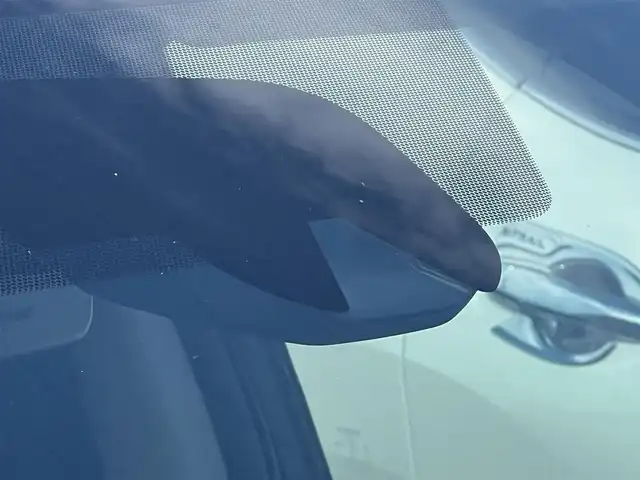日産 エクストレイル 20X エマージェンシーブレーキ 秋田県 2017(平29)年 8.4万km ダークメタルグレー ４WD/衝突軽減システム/LEDヘッドライト/純正SDナビ/フルセグ/全方位カメラ/アラウンドビューモニター/ブリヂストン製BALMINUM17インチアルミ（冬タイヤ装着）/スマートキー/アイドリングストップ/コーナーセンサー/ダウンヒルアシストコントロール/プッシュスタート/クルーズコントロール追従走行無/前席シートヒーター/純正エンジンスターター/ETC/ステアリングスイッチ/純正フロアマット/純正ドアバイザー/オートライト/オートエアコン/パワーステアリング/パワーウィンドウ/ミラーヒーター/横滑り防止/盗難防止装置/寒冷地仕様/電動格納ウィンカーミラー/キーレスエントリー/保証書/取扱説明書/記録簿/スペアキー1本有
