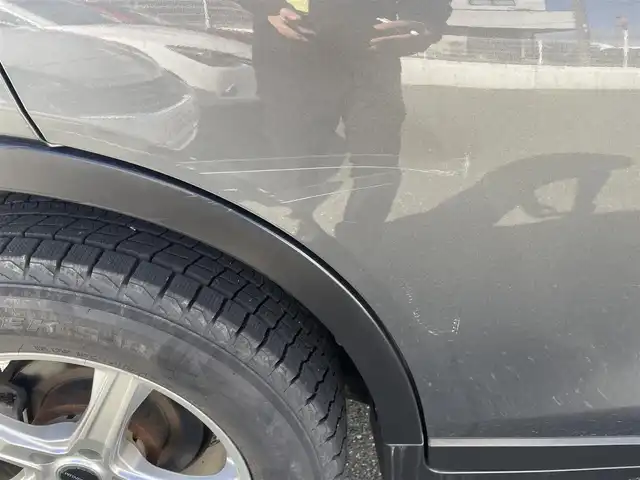 日産 エクストレイル 20X エマージェンシーブレーキ 愛知県 2017(平29)年 8.4万km ダークメタルグレー (株)IDOMが運営する【じしゃロン豊川店】の自社ローン専用車両になります。こちらは現金またはオートローンご利用時の価格です。自社ローンご希望の方は別途その旨お申付け下さい / 純正メーカーナビ/　〇 CD再生機能/　〇 BT対応/　〇 フルセグTV/ 革巻ステアリング/ ステアリングスイッチ/ クルーズコントロール/ ETC/ アラウンドヴューモニター/ オートライト/ ウインカーミラー/ ドアバイザー/ 純正フロアマット