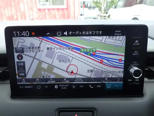 ホンダ ヴェゼル ハイブリッド e:HEV Z 千葉県 2025(令7)年 0.1千km クリスタルブラックパール e:HEV Z　3VC4AZ　Honda CONNECTディスプレー+ETC2.0車載器+ワイヤレス充電器(220000)/ホンダセンシング/・衝突軽減ブレーキ（CMBS）/・車線維持支援システム（LKAS）/・アダプティブクルーズコントロール（ACC）/・後方誤発進抑制機能/・誤発進抑制機能/ハーフレザーシート/前席シートヒーター/純正コネクトナビ/地デジTV/【Bluetooth接続】/【Apple CarPlay　Android Auto対応】/バックカメラ/ワイヤレス充電/革巻きステアリング/ステアリングヒーター/ステアリングスイッチ/パドルシフト/ETC（2.0）/LEDヘッドライト/フォグライト/ウインカーミラー/コーナーセンサー/純正18インチアルミホイル/サイド/カーテンエアバッグ/Honda スマートキー
