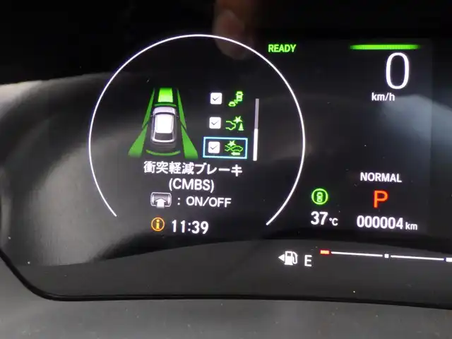 ホンダ ヴェゼル ハイブリッド e:HEV Z 千葉県 2025(令7)年 0.1千km クリスタルブラックパール e:HEV Z　3VC4AZ　Honda CONNECTディスプレー+ETC2.0車載器+ワイヤレス充電器(220000)/ホンダセンシング/・衝突軽減ブレーキ（CMBS）/・車線維持支援システム（LKAS）/・アダプティブクルーズコントロール（ACC）/・後方誤発進抑制機能/・誤発進抑制機能/ハーフレザーシート/前席シートヒーター/純正コネクトナビ/地デジTV/【Bluetooth接続】/【Apple CarPlay　Android Auto対応】/バックカメラ/ワイヤレス充電/革巻きステアリング/ステアリングヒーター/ステアリングスイッチ/パドルシフト/ETC（2.0）/LEDヘッドライト/フォグライト/ウインカーミラー/コーナーセンサー/純正18インチアルミホイル/サイド/カーテンエアバッグ/Honda スマートキー