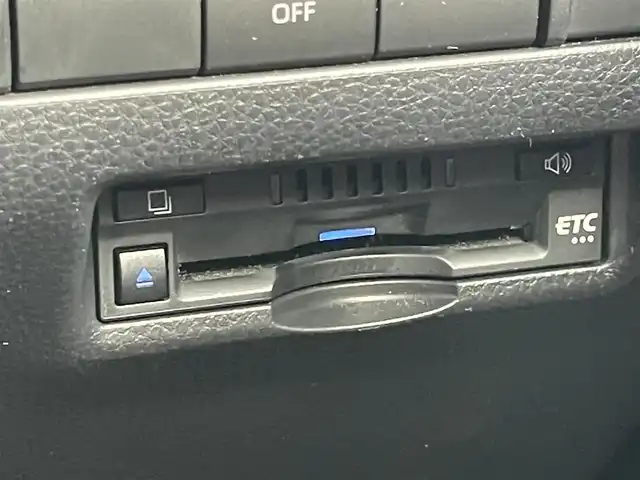 トヨタ ハリアー G 千葉県 2021(令3)年 4万km ブラック 純正ディスプレイオーディオ　/ラジオ/USB/Ｂｌｕｅｔｏｏｔｈ/Ｍｉｒａｃａｓｔ　/デジタルインナーミラー　/ブラインドスポットモニター　/D席パワーシート/電動リアゲート/ビルトインＥＴＣ　/バックカメラ　/ステアリングスイッチ　/パワーウィンドウ/パワーステアリング/ABS