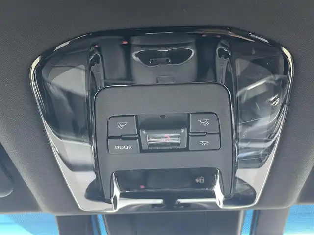 トヨタ ハリアー G 千葉県 2021(令3)年 4万km ブラック 純正ディスプレイオーディオ　/ラジオ/USB/Ｂｌｕｅｔｏｏｔｈ/Ｍｉｒａｃａｓｔ　/デジタルインナーミラー　/ブラインドスポットモニター　/D席パワーシート/電動リアゲート/ビルトインＥＴＣ　/バックカメラ　/ステアリングスイッチ　/パワーウィンドウ/パワーステアリング/ABS