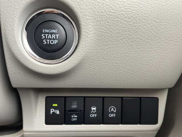 スズキ ラパン X 静岡県 2024(令6)年 1万km フォーンベージュM 安全装備/・レーンキープアシスト/・後方コーナーセンサー/純正ナビ/・FM/AM/Bluetooth/主要装備/・シートヒーター　/・オートライト　/・アイドリングストップ　/・バックカメラ　/・スマートキー　/・プッシュスタート　/・ディスプレイオーディオ　/・純正アルミホイール　　/・純正ＬＥＤライト