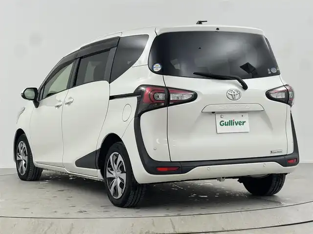 トヨタ シエンタ G クエロ 熊本県 2019(平31)年 2.3万km ホワイトパールクリスタルシャイン 純正ナビ（BT/フルセグ/CD/DVD/FM/AM/SD/全方位カメラ/両側パワースライドドア/前席シートヒーター/衝突軽減システム/車線逸脱警報/LEDヘッドライト/オートライト/ステアリングヒーター/ステアリングリモコン/純正ドアバイザー/USB×２/ISOFIX/オート電動格納ミラー/純正フロアマット/ビルトインETC