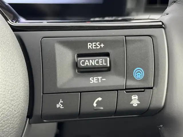 日産 セレナ e－パワー ハイウェイスター V 福岡県 2025(令7)年 0.1千km プリズムホワイト 登録済未使用車　/純正１２．３型ＤＡナビ／全方位カメラ　/デジタルルームミラー　/前後ドライブレコーダー　/ビルトインETC２．０　/ワイヤレス充電　/プロパイロット　/コーナーセンサー/エマージェンシーブレーキ　/レーンキープ　/ＢＳＭ　/両側電動スライドドア　/ＬＥＤヘッドライト