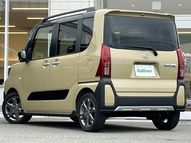 ダイハツ タント ファンクロスターボ 兵庫県 2023(令5)年 1.1万km シャイニングホワイトパール/レイクブルーメタリック 純正ディスプレイオーディオナビ/追従有クルーズコントロール/シートヒーター/３６０度カメラ/ドラレコ付きデジタルインナーミラー/フォグランプ/LEDヘッドライト/ヘッドライトレベライザ/ルーフレール/自動駐車/USB入力端子/HDMI端子/ビルトインETC/純正フロアマット/純正アルミホイール