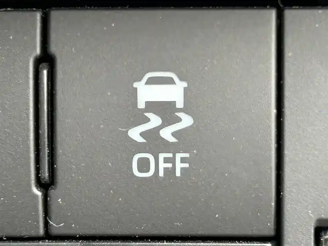 ダイハツ タント ファンクロスターボ 兵庫県 2023(令5)年 1.1万km シャイニングホワイトパール/レイクブルーメタリック 純正ディスプレイオーディオナビ/追従有クルーズコントロール/シートヒーター/３６０度カメラ/ドラレコ付きデジタルインナーミラー/フォグランプ/LEDヘッドライト/ヘッドライトレベライザ/ルーフレール/自動駐車/USB入力端子/HDMI端子/ビルトインETC/純正フロアマット/純正アルミホイール