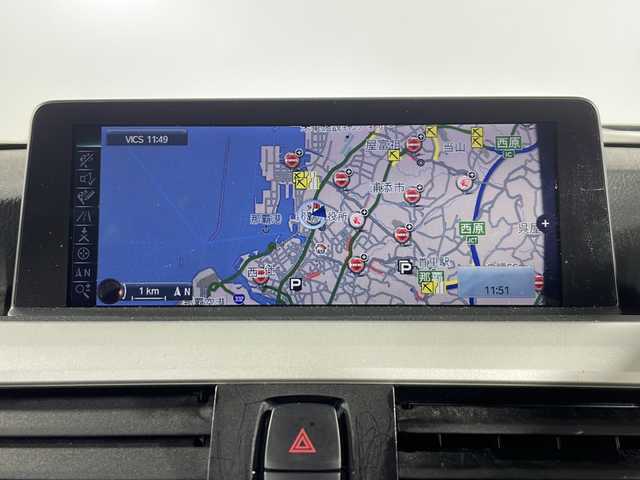 ＢＭＷ ３２０ｄ ブルーパフォーマンス スポーツ 沖縄県 2013(平25)年 6.8万km アルピンホワイトⅢ 禁煙車　/純正ナビ　/(Ｂｌｕｅｔｏｏｔｈ接続　Ｄ　ＤＶＤ再生)　/バックカメラ　/メモリー付きパワーシート　/コーナーセンサー　/ステアリングリモコン　/ＥＴＣ　/ＬＥＤヘッドライト　/オートライト　/純正アルミホイール/スマートキー/スペアキー